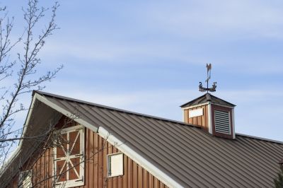 Barn Roof Construction in Naperville, IL